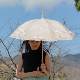 シノワズリーモダン 女優日傘 花鳥カットワーク刺しゅう かわず張り長日傘