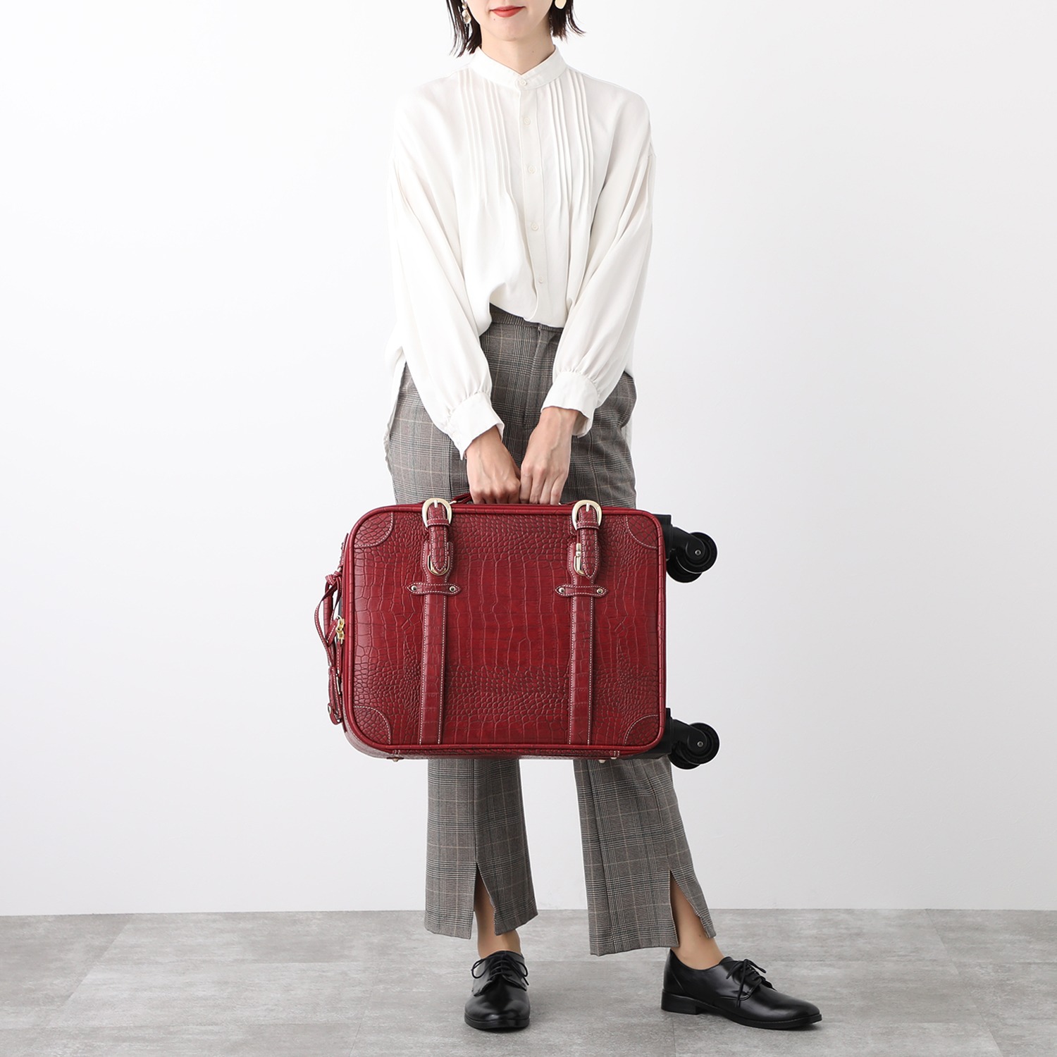 スワニー トランクキャリー クロコダイル型押し