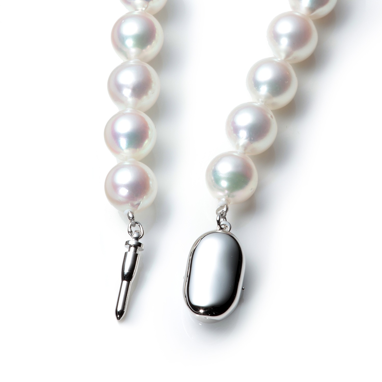 ＡＹＡＫＯ
ｂｙ　パルミナーレ
シルバー
アコヤパール
８．５ｍｍＵＰネックレス