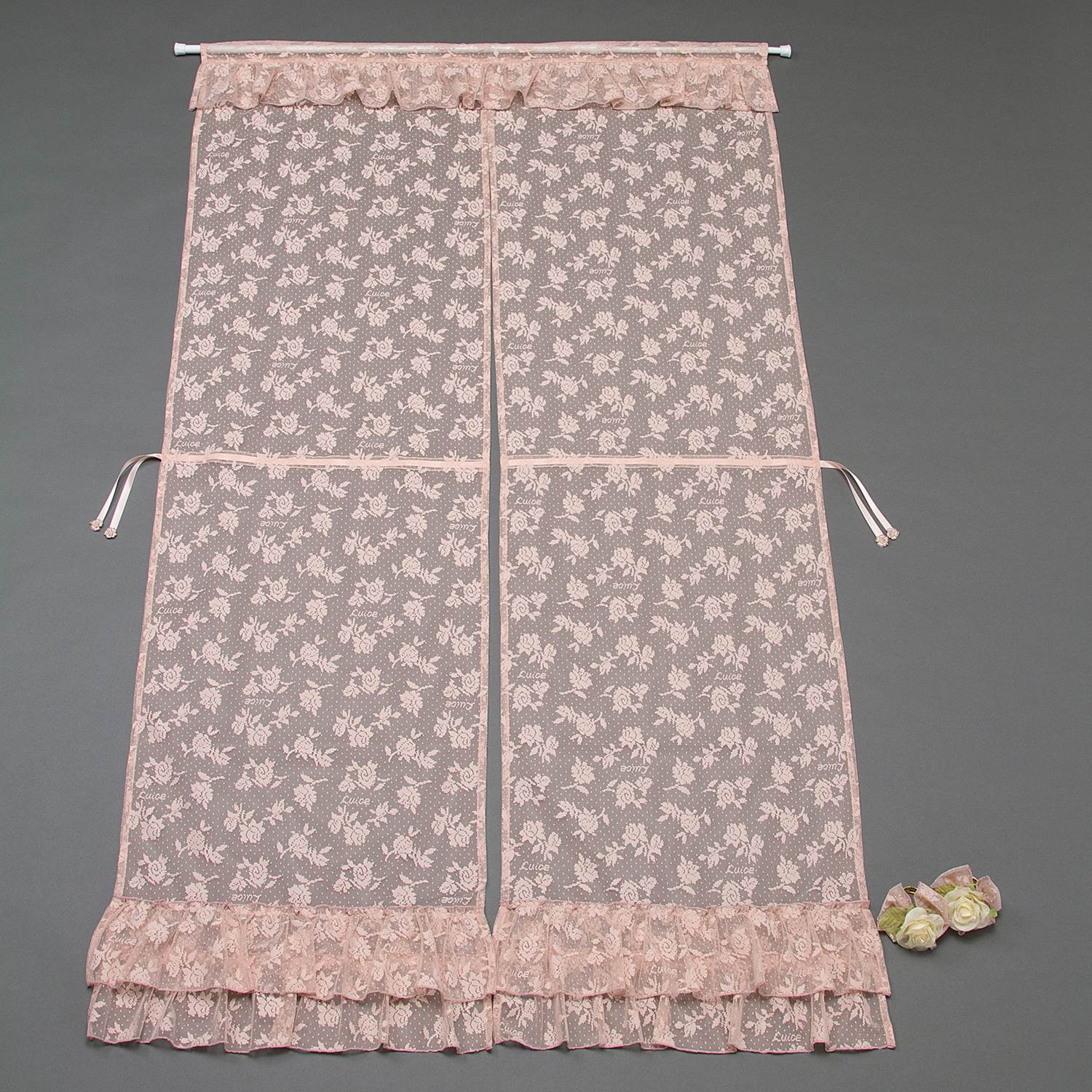 ラ　ルイス
レースのれん
お花クリップ２個付