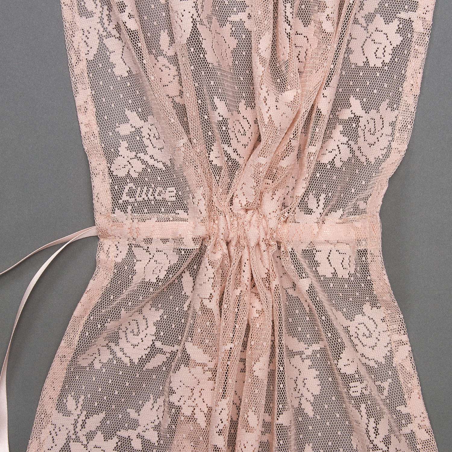 ラ　ルイス
レースのれん
お花クリップ２個付