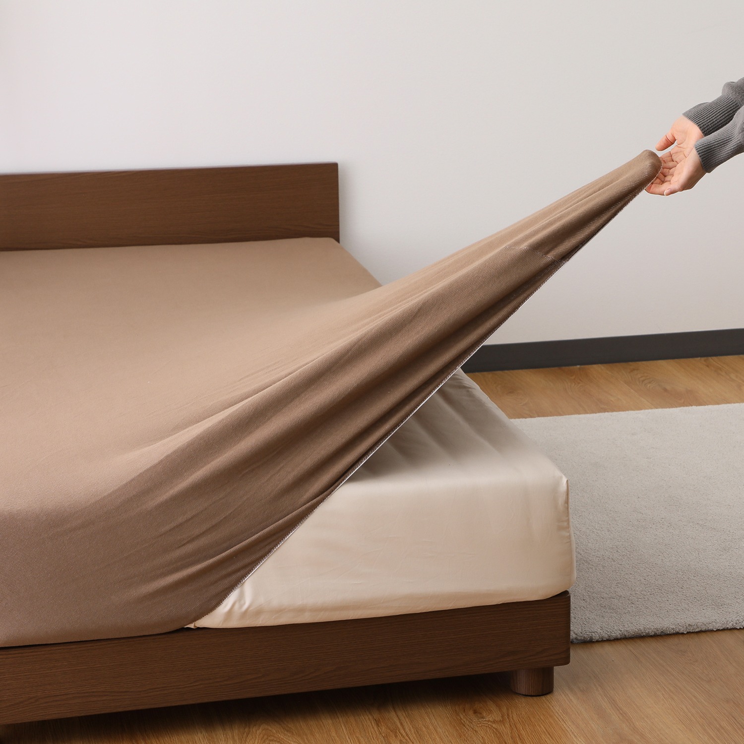 ＜Ｍ＞ 西川 タテにもヨコにも伸びて ぴったりフィット！ 綿混 のびのびフィットシーツ 