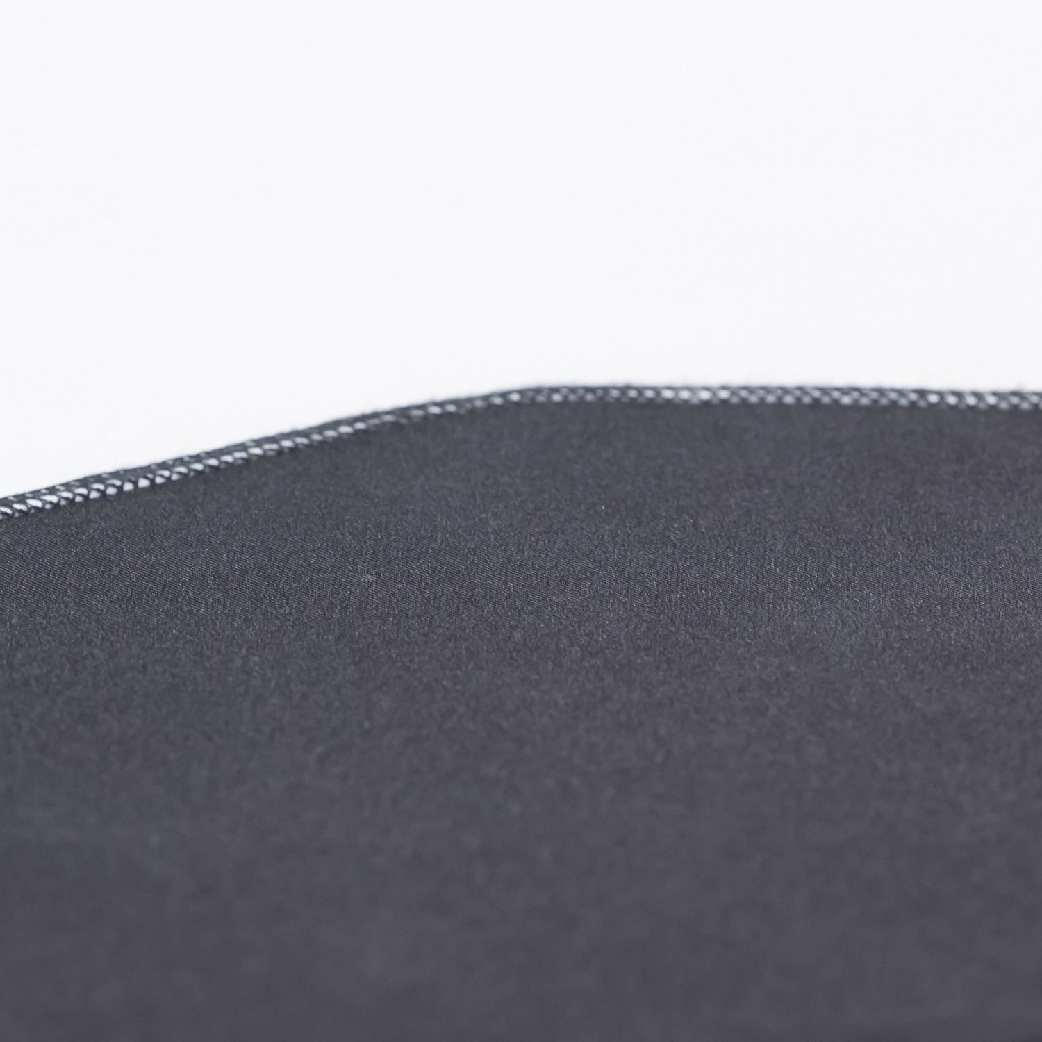 ＜ダブル＞未体験の浮遊感！　ジェルを練り込んだブルーブラッド　幾何学プロファイルマットレス“ブラフマン”