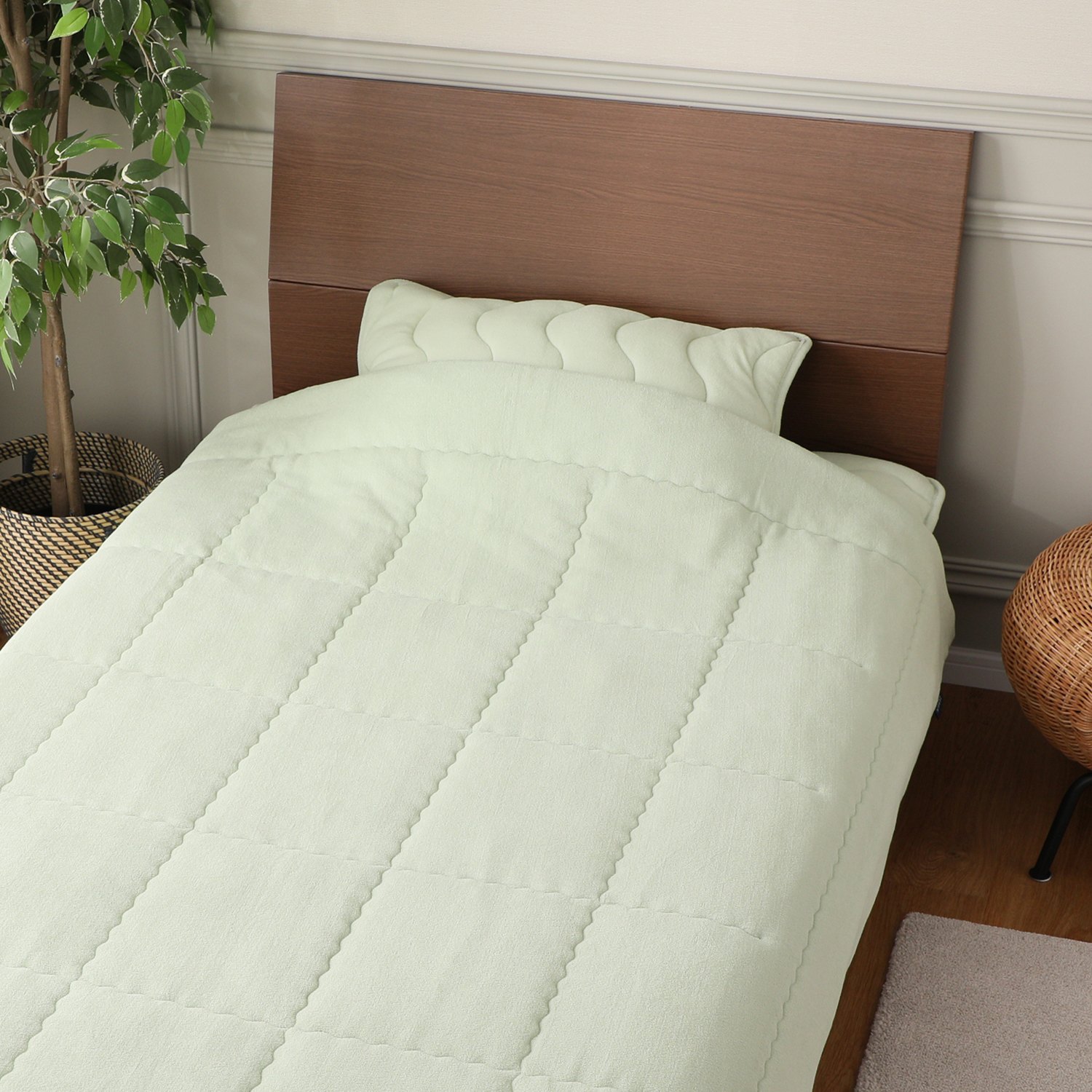 ＜クイーン＞快眠博士　“ＺＥＰＰＩＮ”　寝汗の吸水力が違う！　爽やかパイルの肌掛けふとん