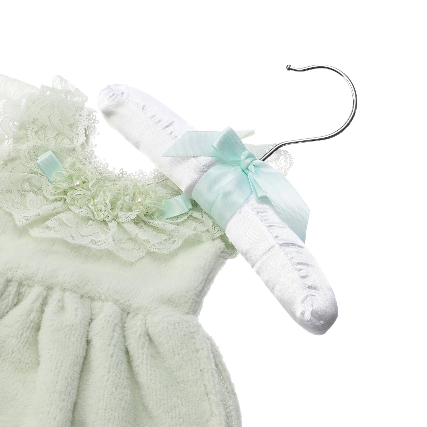 ラ　ルイス
レースをあしらった
ハンガー付
ドレスタオル２枚セット