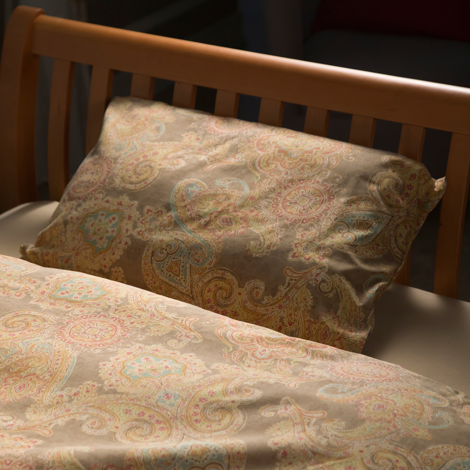 西川
中かぶせ式
ピローケース４枚組