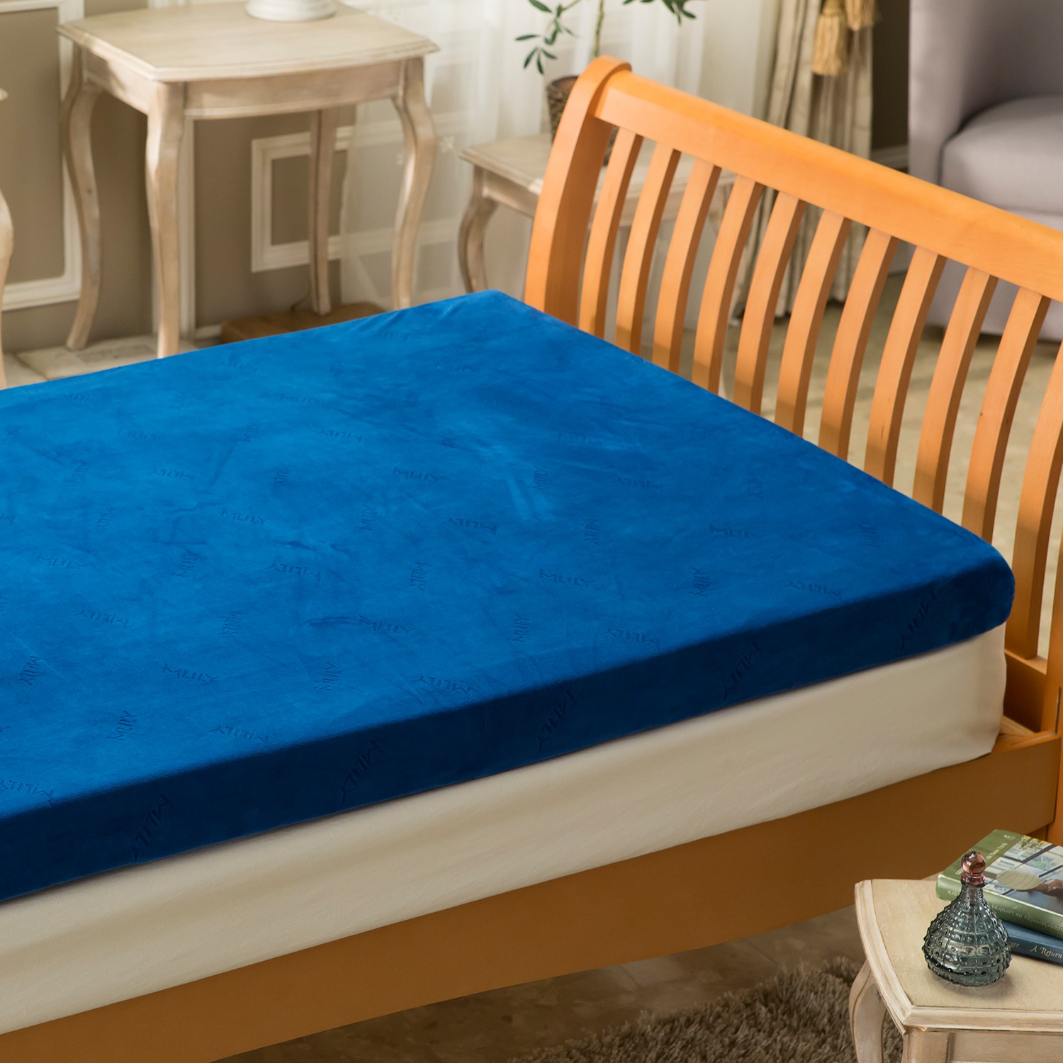 ＜シングル＞
エムリリー
優反発マットレス
８センチ厚タイプ