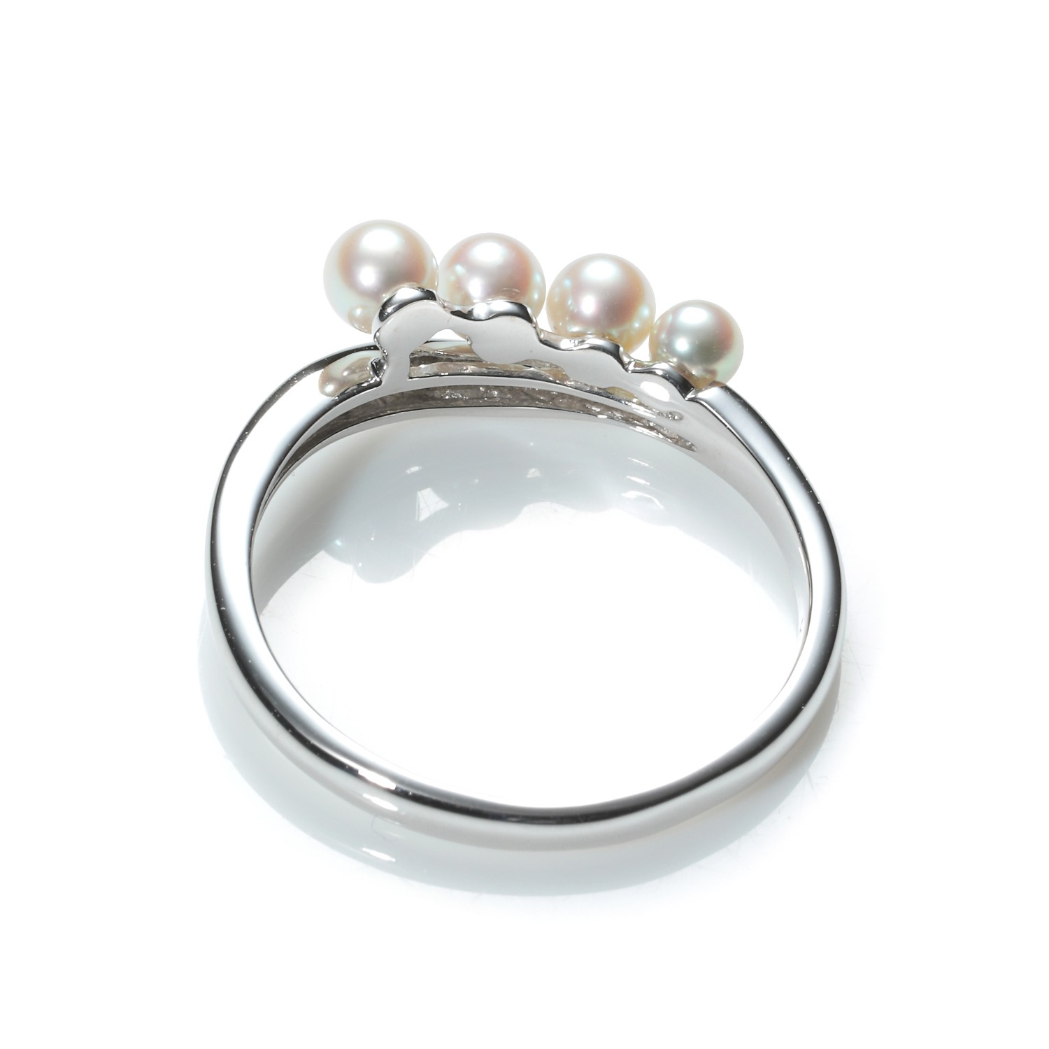 １８Ｋホワイトゴールド
ナチュラルブルーグレー
ベビーアコヤパール
グラデーションリング