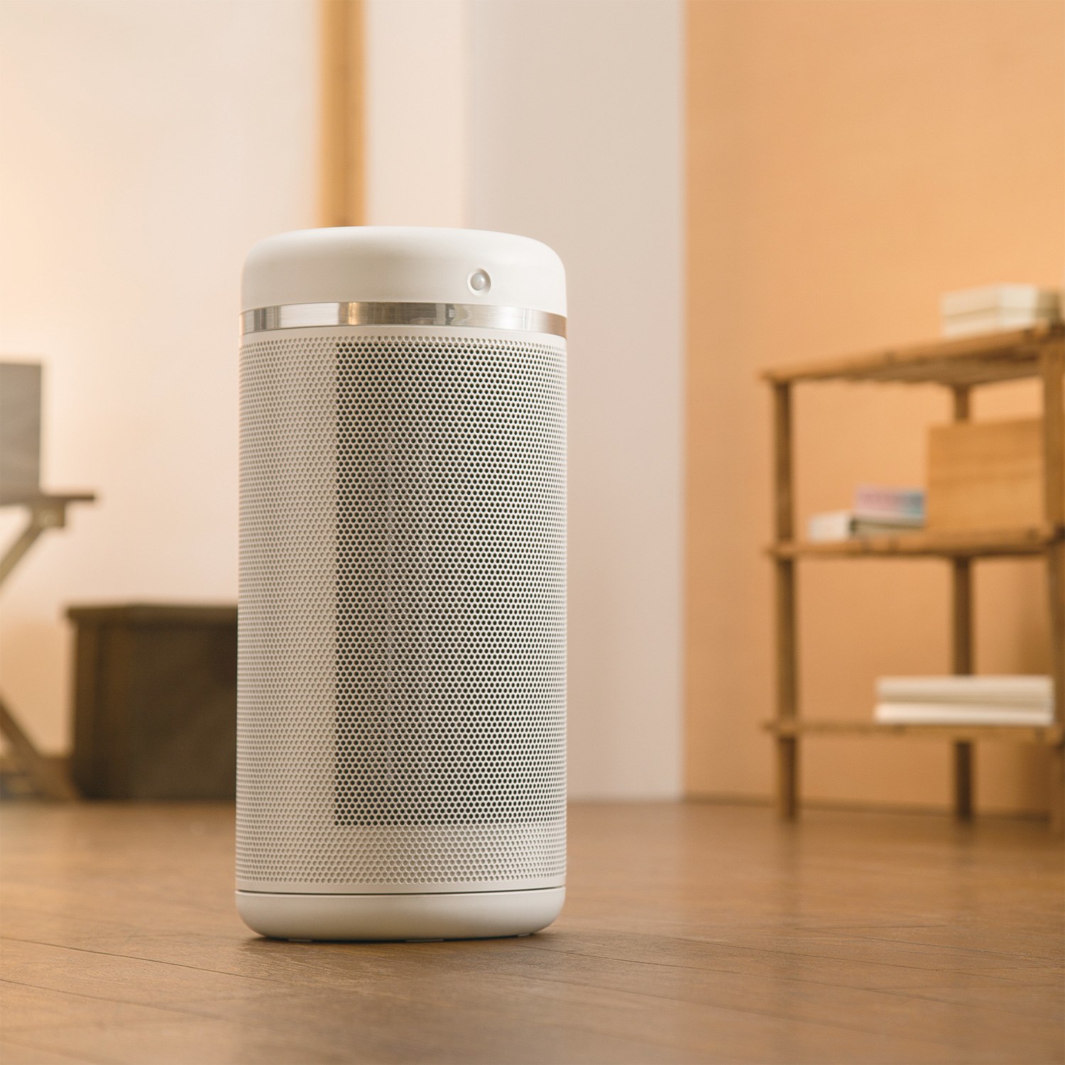 人感センサー付
首振りセラミックヒーター
“センサースイングヒート”