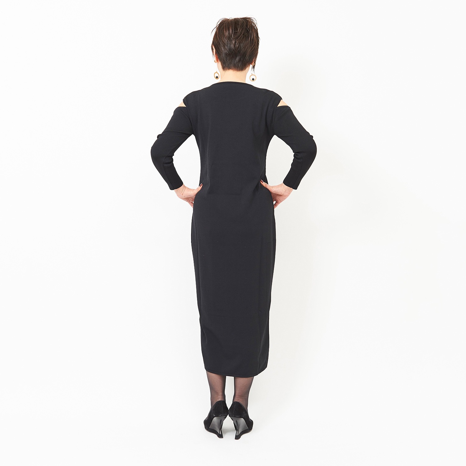 アプローズアンドコー
ニューヨーク
オープンショルダー
ニットワンピース