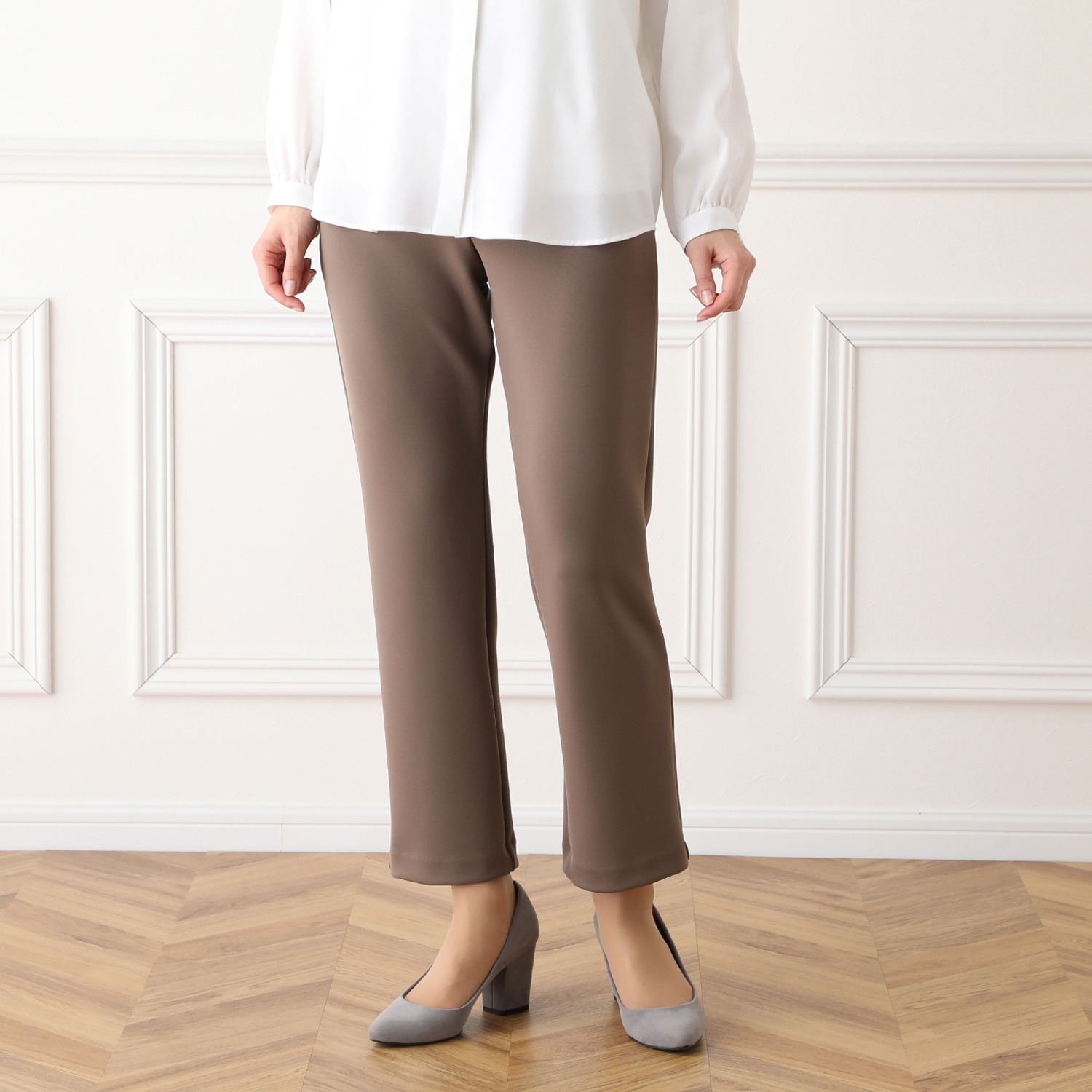 ＜身長１５０ｃｍ前後＞
上質ごこち
静電気・花粉付着防止
フォーマルパンツ