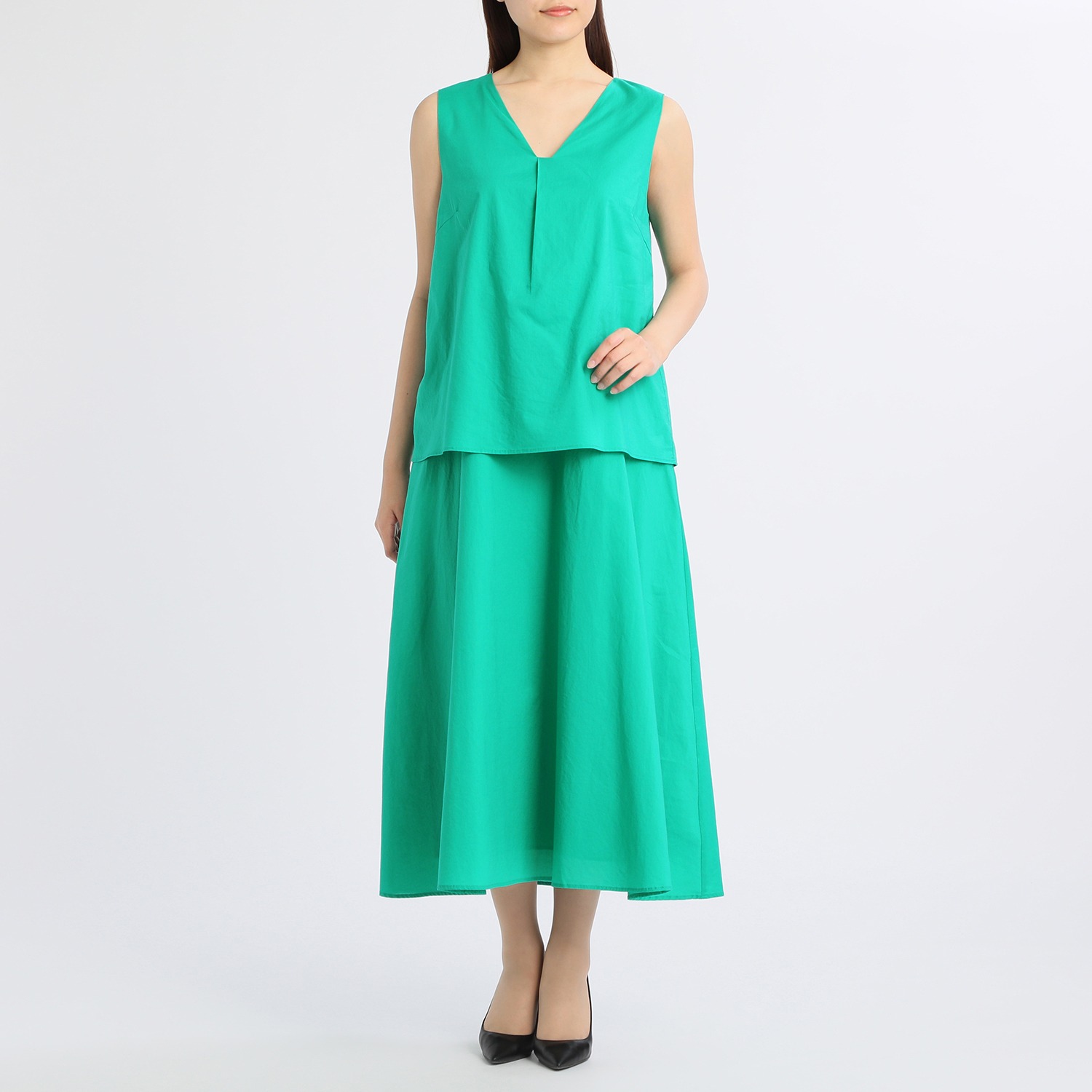 クワンティシ
コットンローン
ノースリーブワンピース