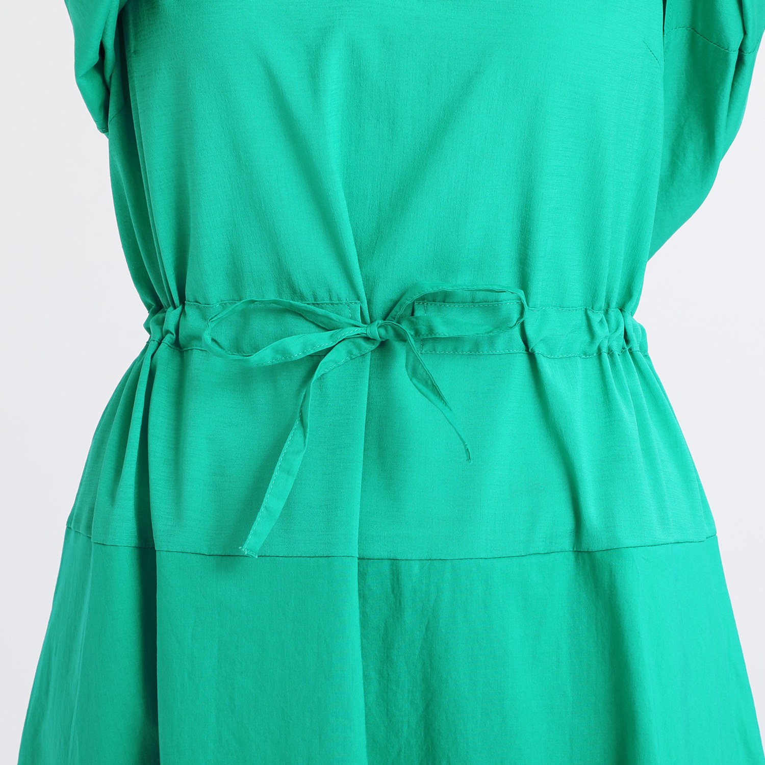 クワンティシ
コットンローン
ノースリーブワンピース