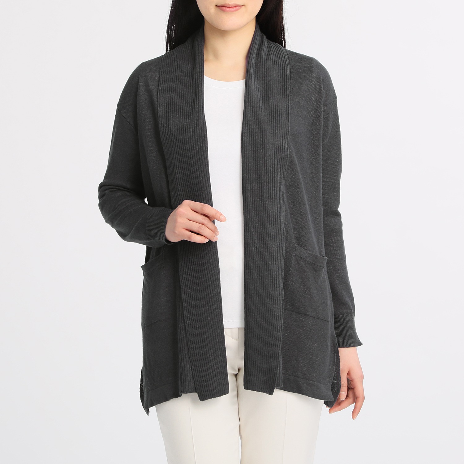 モン・シュ・シュ
フレンチリネン１００％
編地切替デザイン
トッパーカーディガン