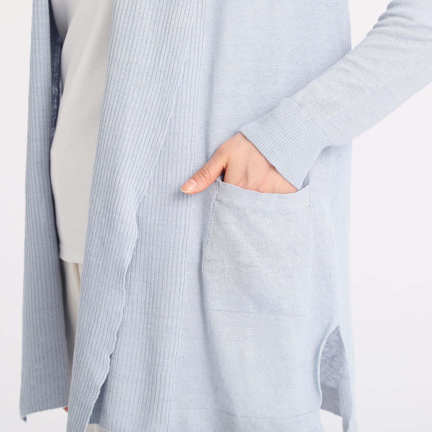 モン・シュ・シュ
フレンチリネン１００％
編地切替デザイン
トッパーカーディガン