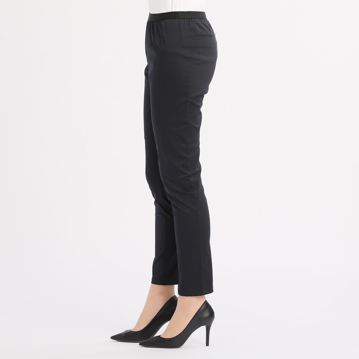 エミュル
サテン
レギンスパンツ