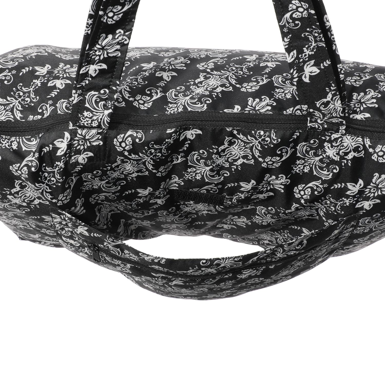 ラ　ルイス
アラベスク柄
コンパクトにたためる！
キャリーオン
Ａ４トートバッグ