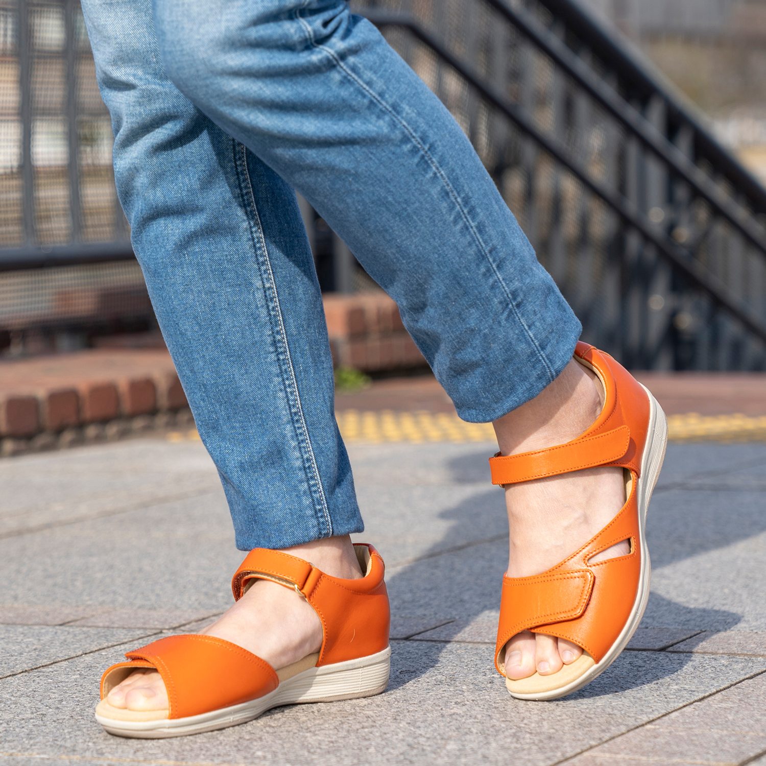 メディカルウォーク
軽量エレガント
コンフォートサンダル