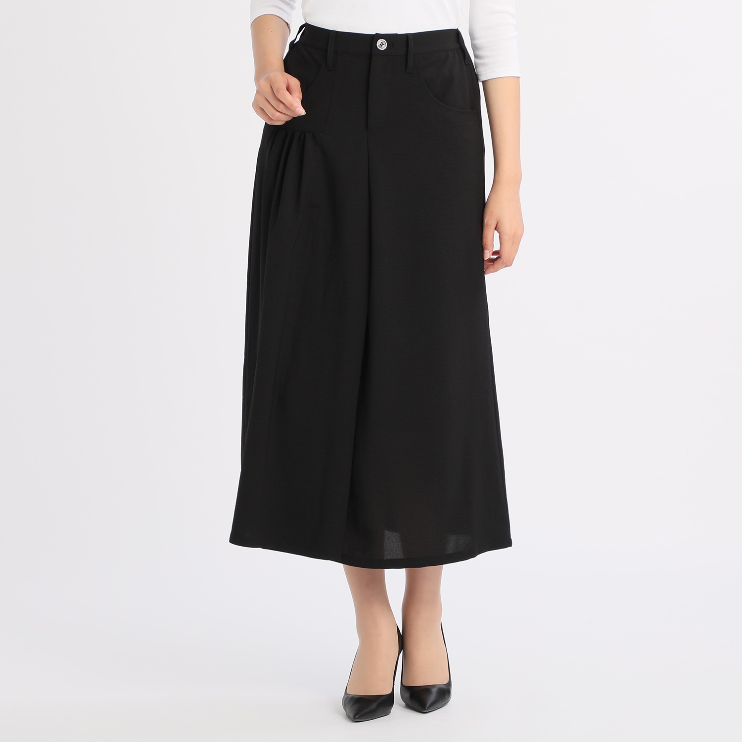 ヨーコモリモト
アシンメトリーデザイン
ロングスカート