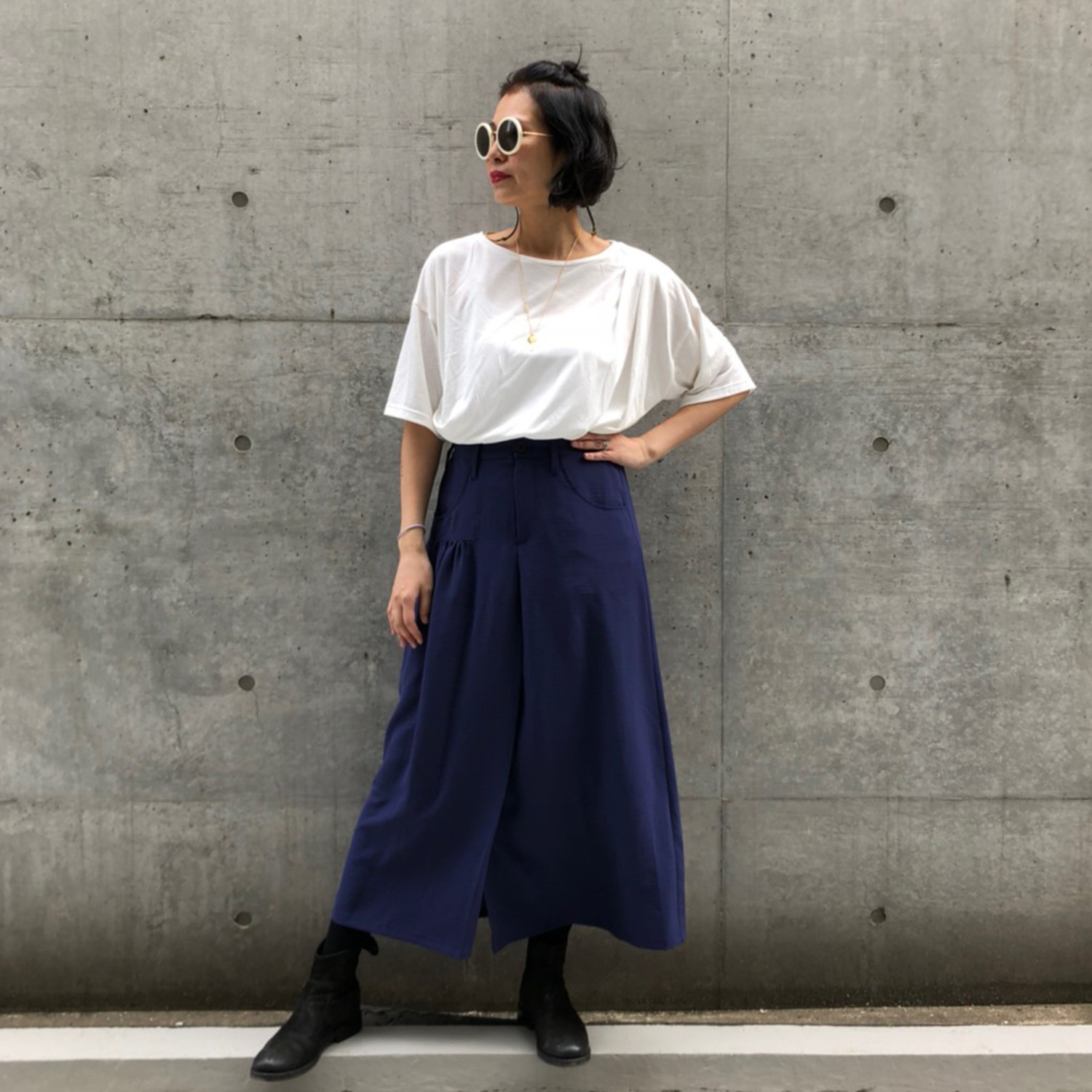 ヨーコモリモト
アシンメトリーデザイン
ロングスカート