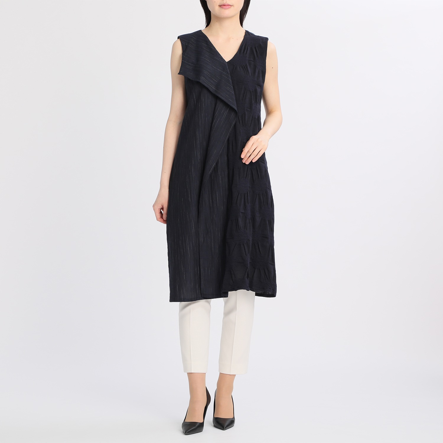 ヨシヨシ
バイ　ピージェイ
異素材切替
ノースリーブワンピース