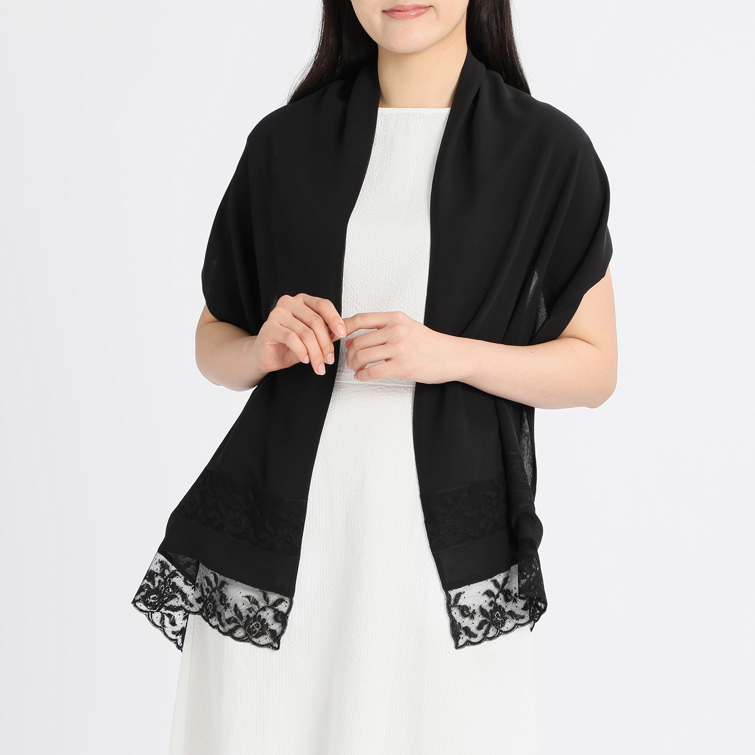 ロレッタ　カポーニ シルクジョーゼット フレンチレースアクセント セミショール