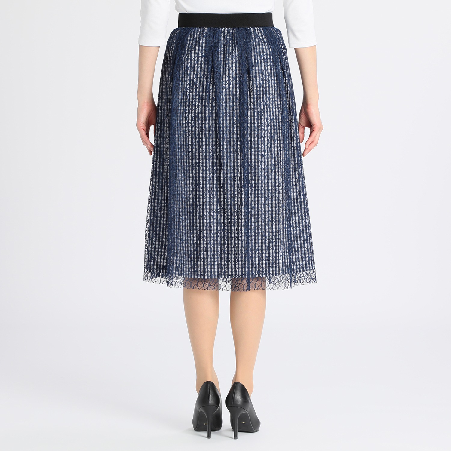 ボン・サンス
チュールレース
レイヤードデザイン
チェック柄スカート