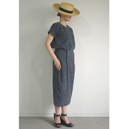 ハダイト
ストレッチ今治タオル
タイトスカート