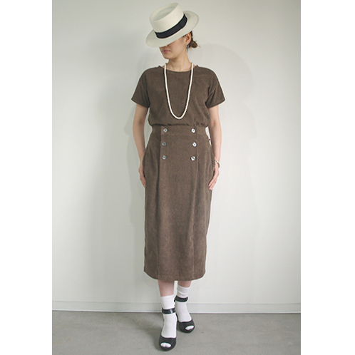 ハダイト
ストレッチ今治タオル
タイトスカート