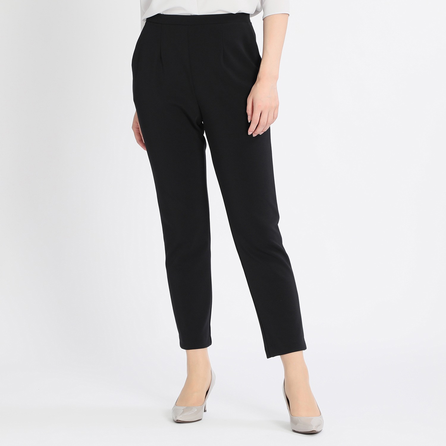 上質ごこち テーパード アンクルパンツ