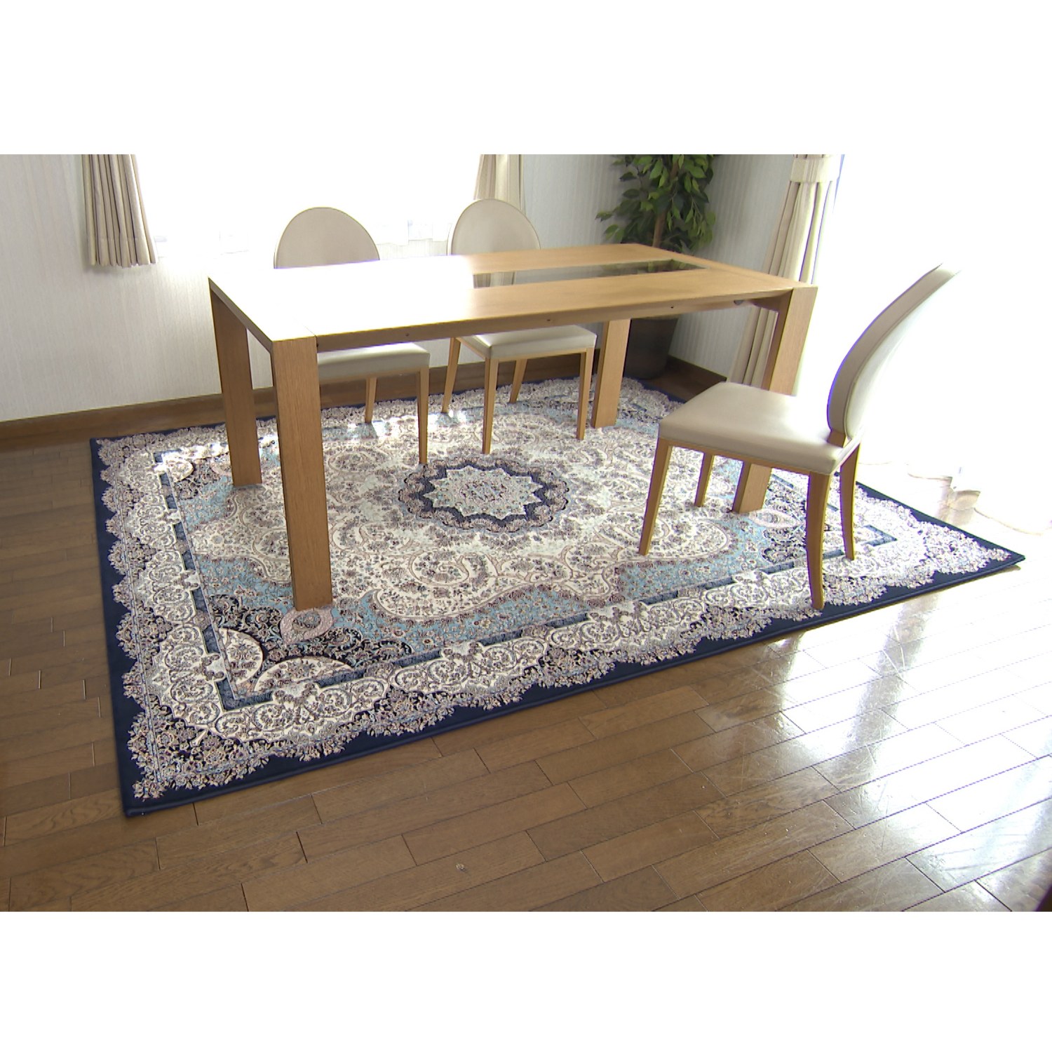 ＜２００×２５０ｃｍ＞エジプト製 緻密な織りと 柔らかく繊細な肌触り ウィルトン織 高級ペルシャンカーペット “ロイヤルタピス” 