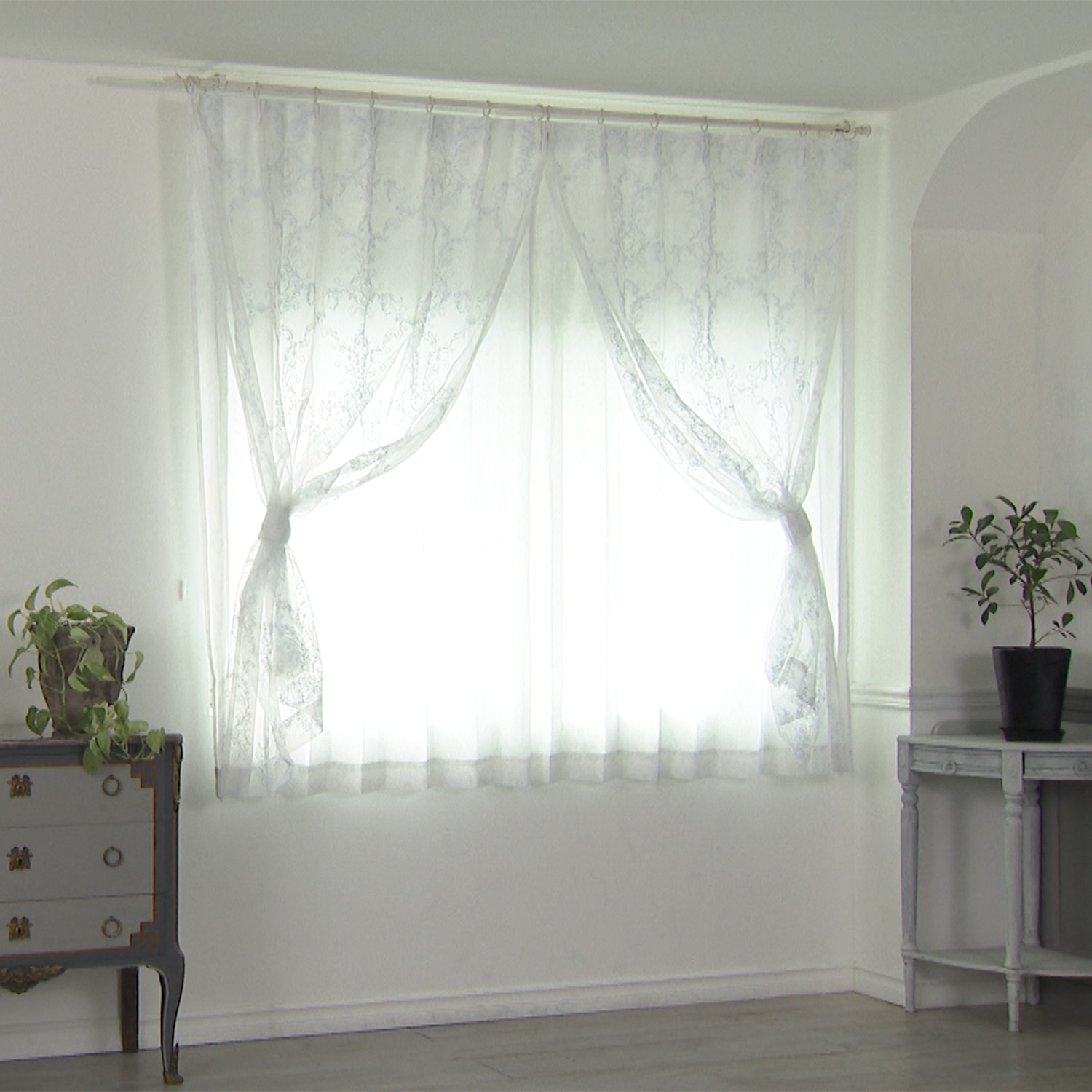 ＜１００×１０８ｃｍ＞ ドレッシー 箔プリント＆オーガンジー ラメ刺しゅう入り 二重レースカーテン２枚組