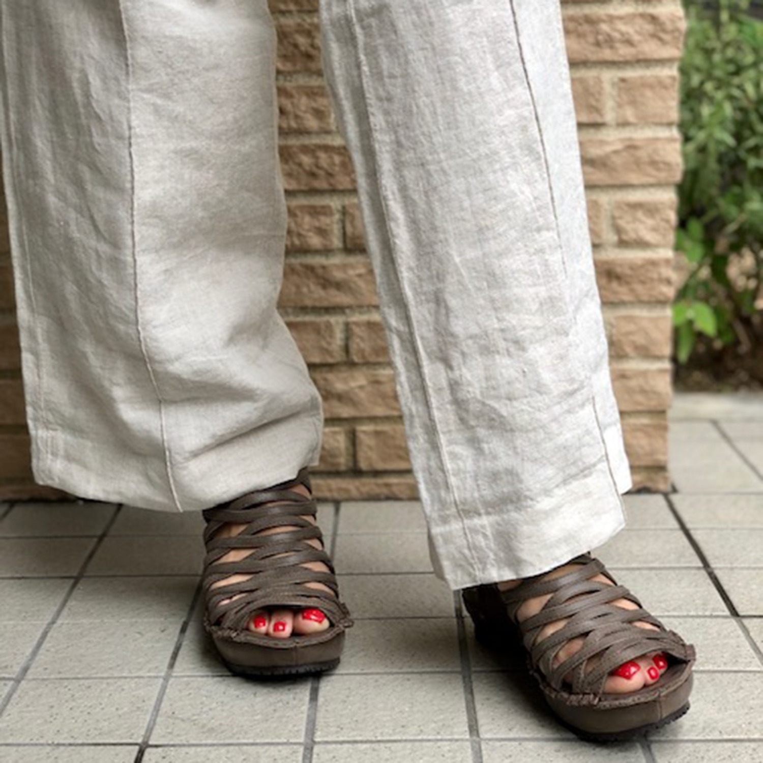 ヒナ　デイグリーン 牛革 グラディエーターブーティ