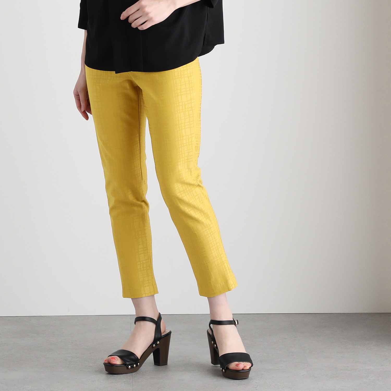 ピーツー 変形格子ジャガード プレミアムアンクルパンツ