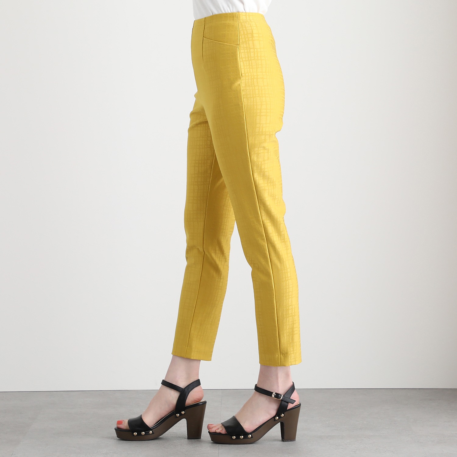 ピーツー 変形格子ジャガード プレミアムアンクルパンツ