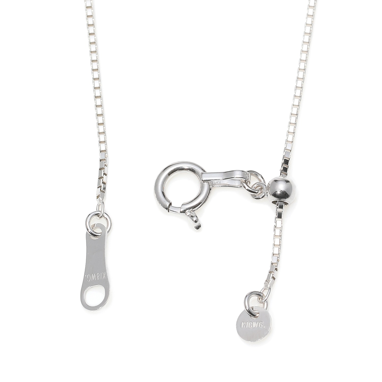 ＡＹＡＫＯ
１８Ｋホワイトゴールド
ボックスチェーン
ネックレス