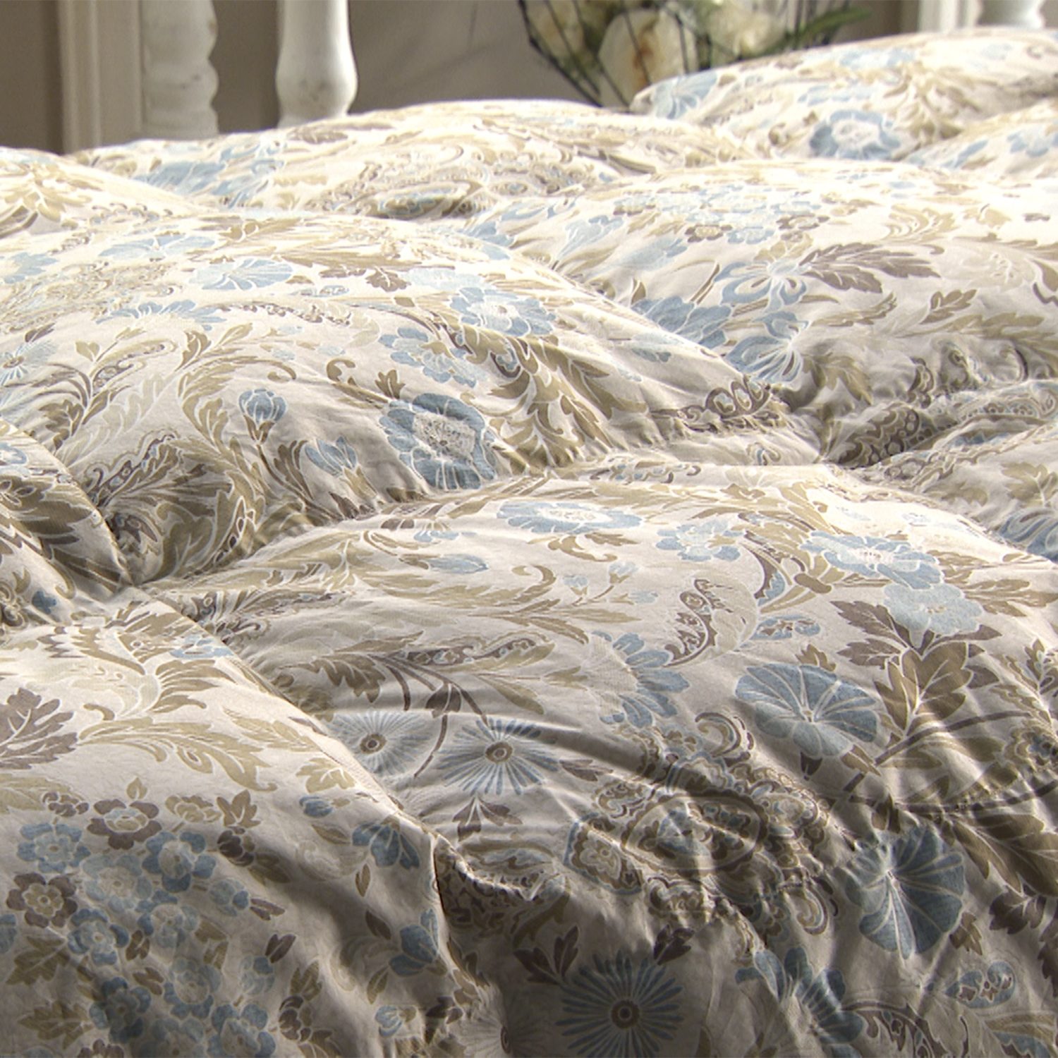 ＜シングル＞ 西川　プレミアム 肥後六花 ジャパンダウン 洗える羽毛肌掛けふとん 