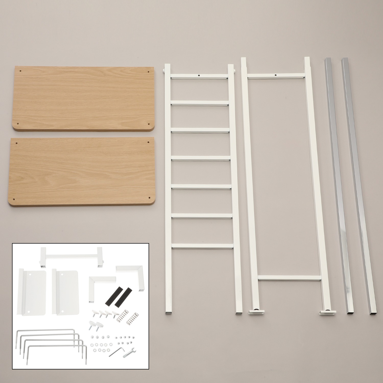 隙間スペースを有効活用！ 突っ張り ランドリーラダーラック