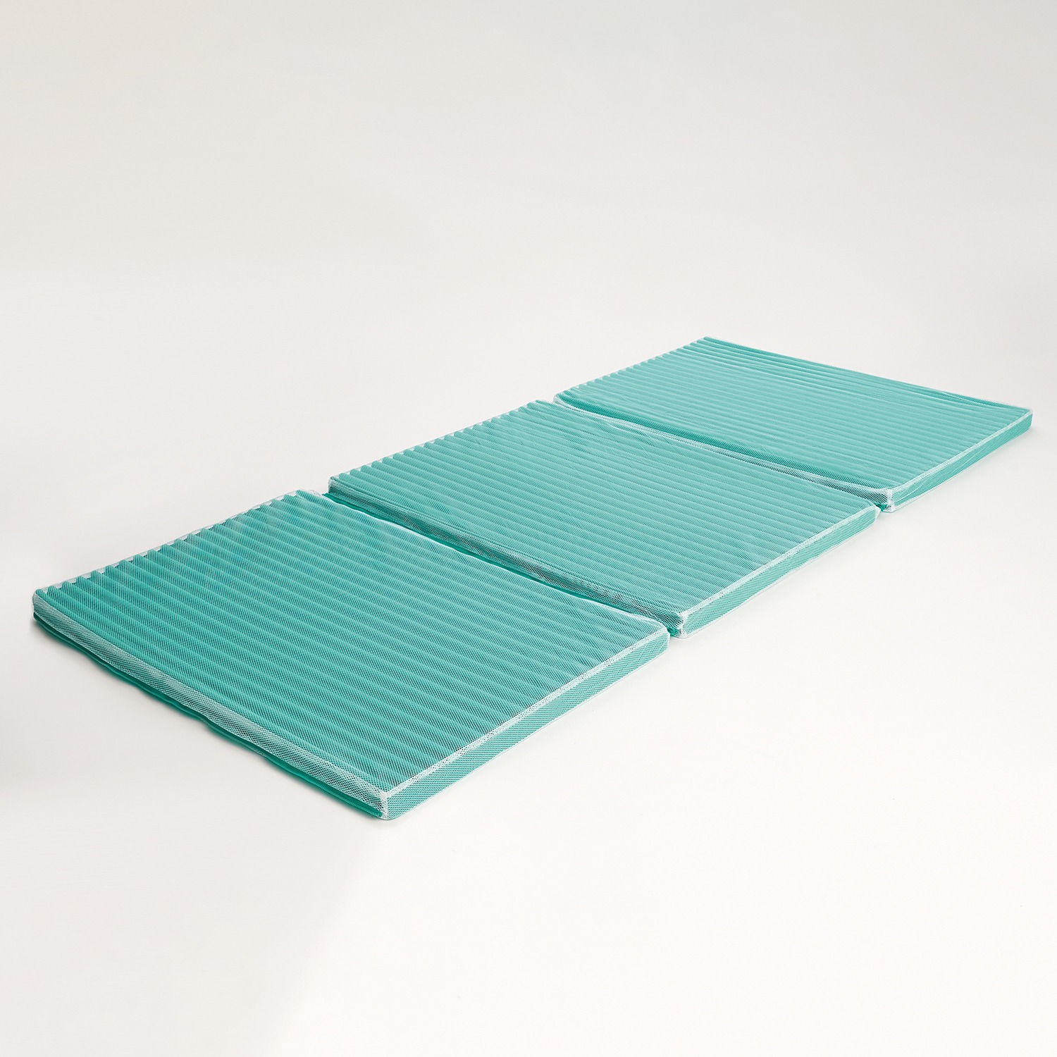 ＜シングル＞ セルプール ハイブリッドマット モデル・ウィーン 高弾性・通気性抜群 三つ折りマットレス