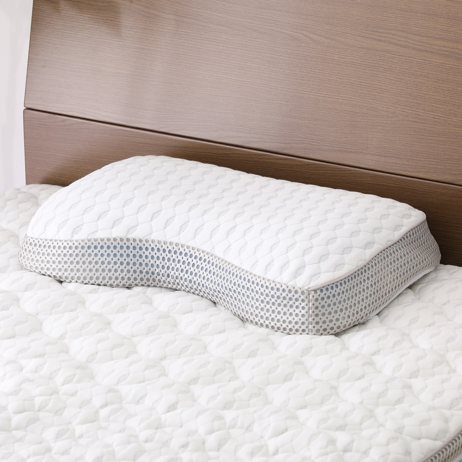 新感覚の浮遊感 ブレスエアー ダブルサポートピロー 