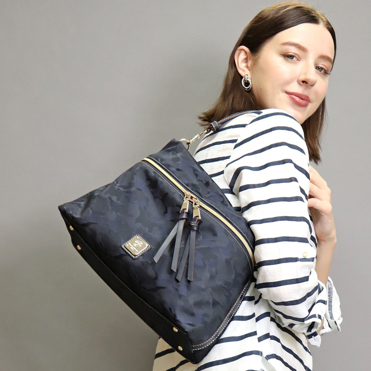 クリスチャン　オリビエ はっ水ジャガード ２ウェイ ワンハンドルバッグ