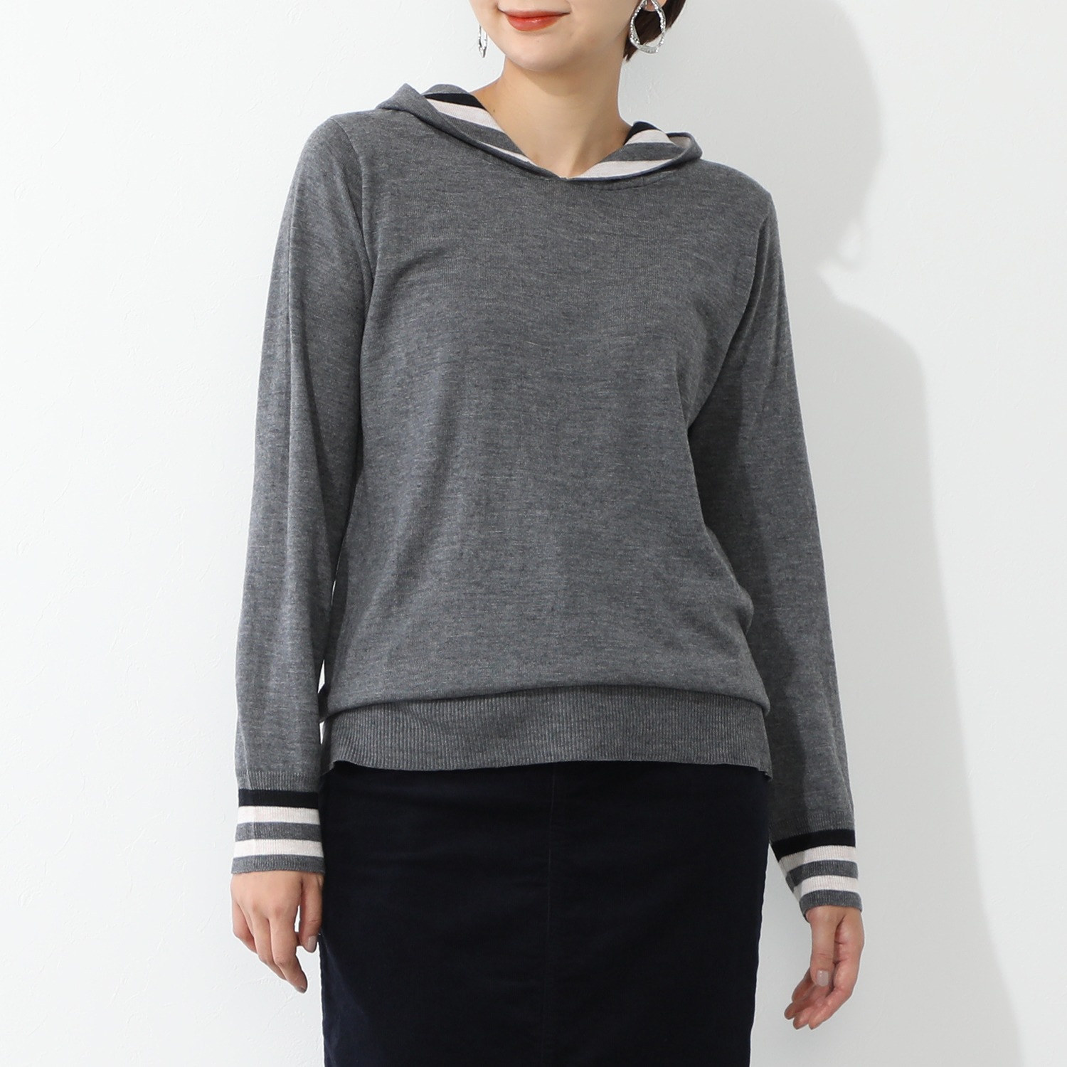 マダム ヴィオレ ラインアクセント ニットパーカー ファッション カットソー ｔシャツ パーカー マダムヴィオレ 通販 テレビショッピングのショップチャンネル