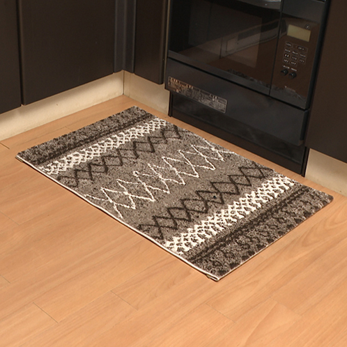 ＜６０×９０ｃｍ＞ トルコ製　ベニワレン柄 ウィルトン織 インテリアマット