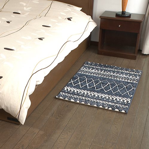 ＜６０×９０ｃｍ＞ トルコ製　ベニワレン柄 ウィルトン織 インテリアマット