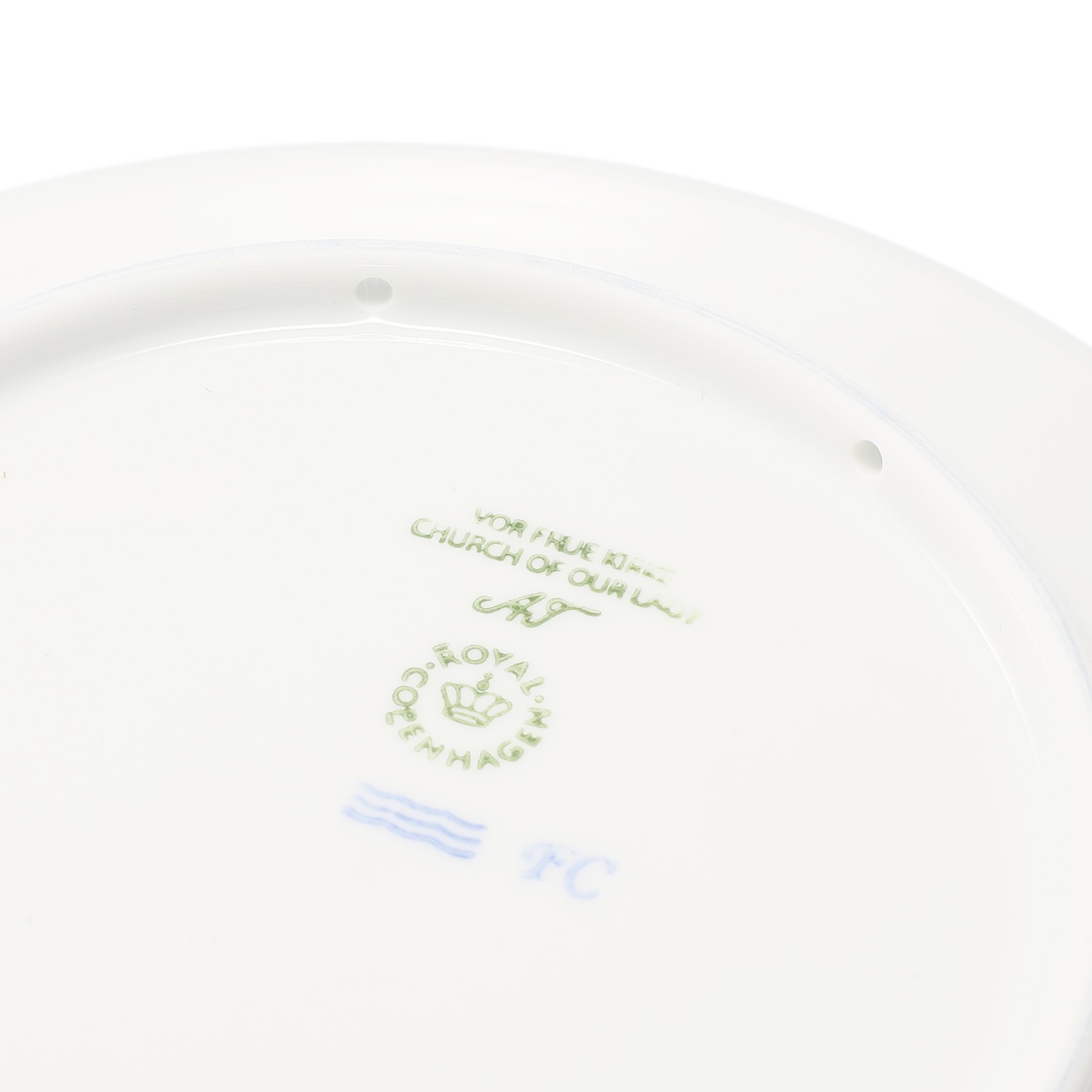 ロイヤル　コペンハーゲン イヤープレート ２０２０年版 “Ｃｈｕｒｃｈ ｏｆ　Ｏｕｒ　Ｌａｄｙ”