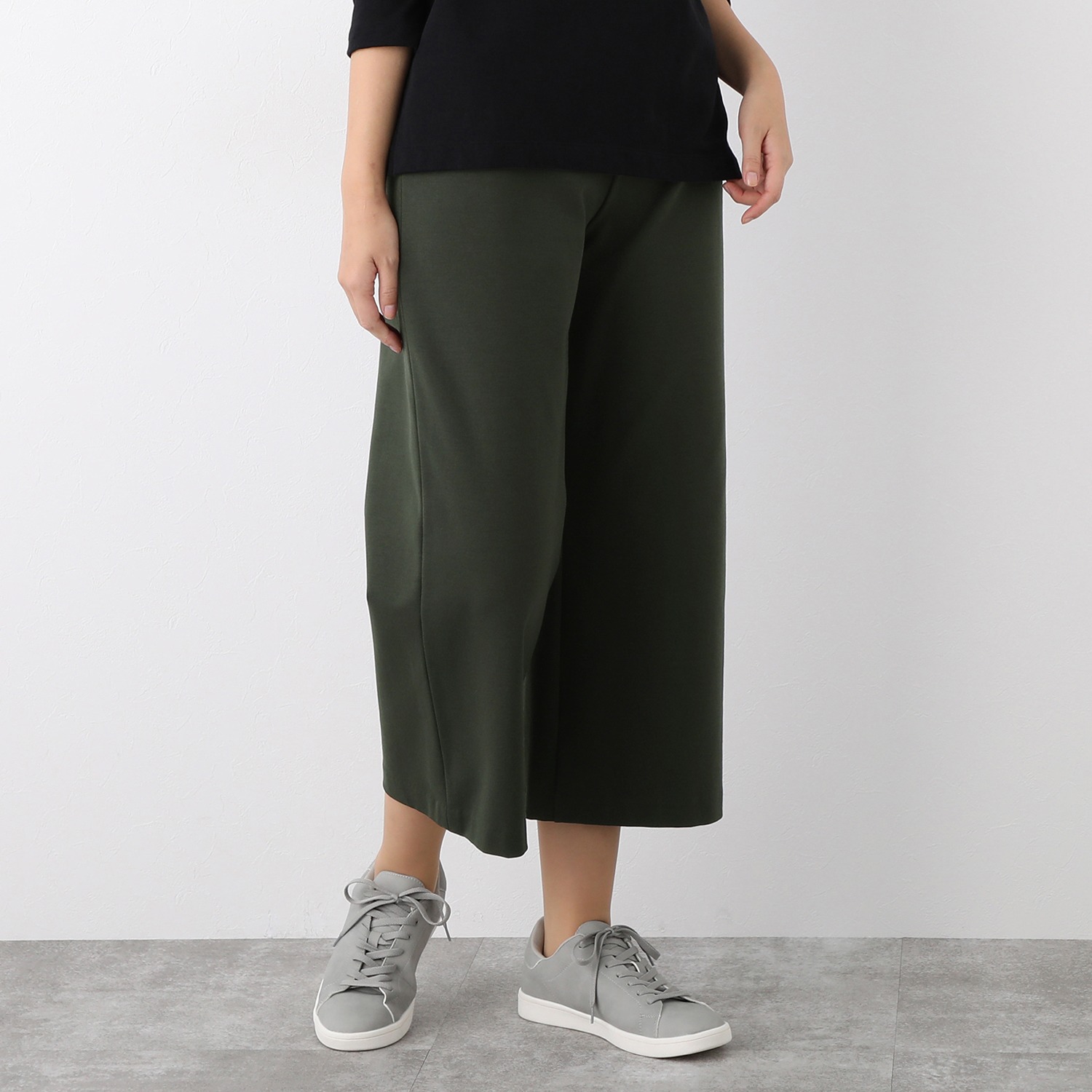 上質ごこち 尾州のこだわり あたたかワイドパンツ