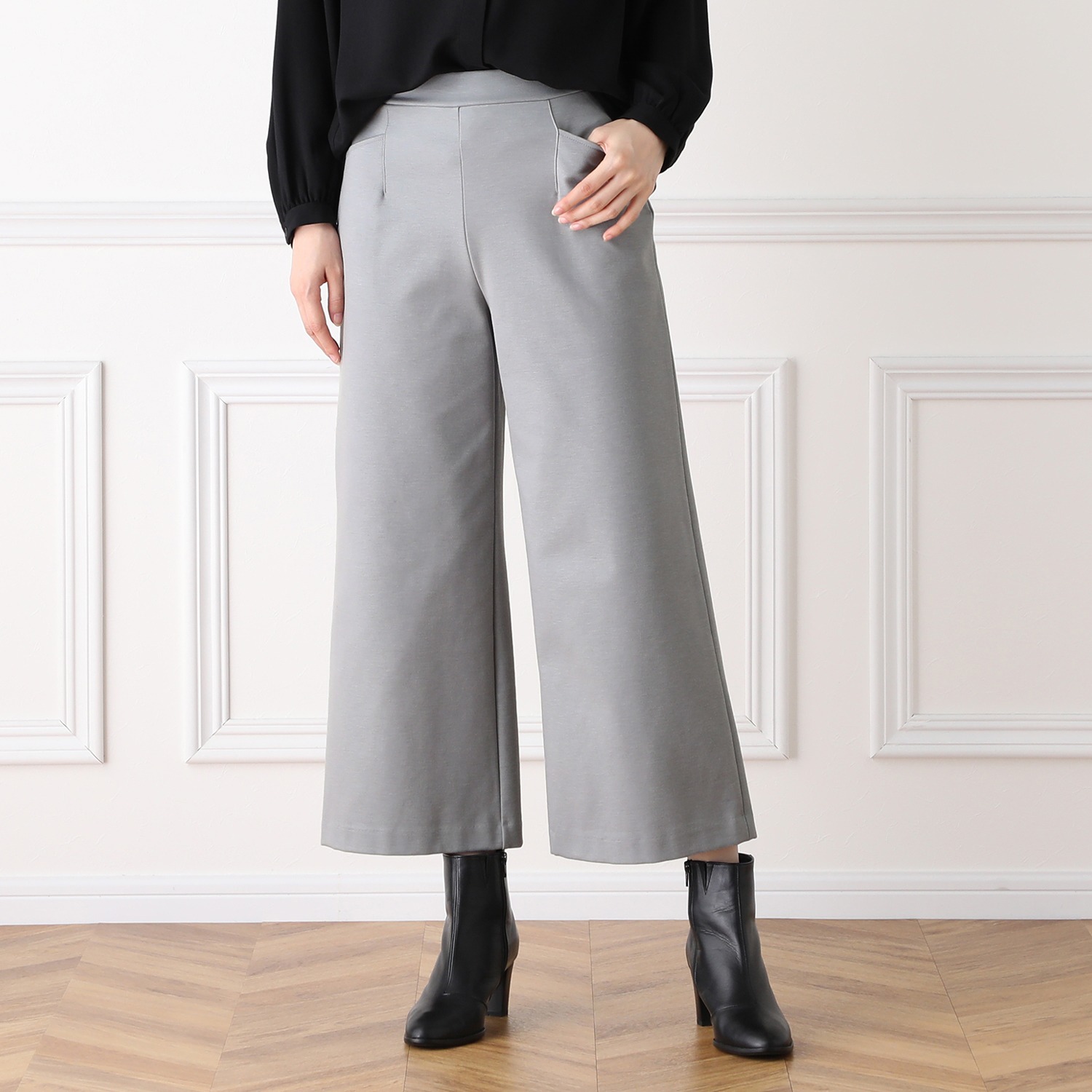 上質ごこち 尾州のこだわり あたたかワイドパンツ