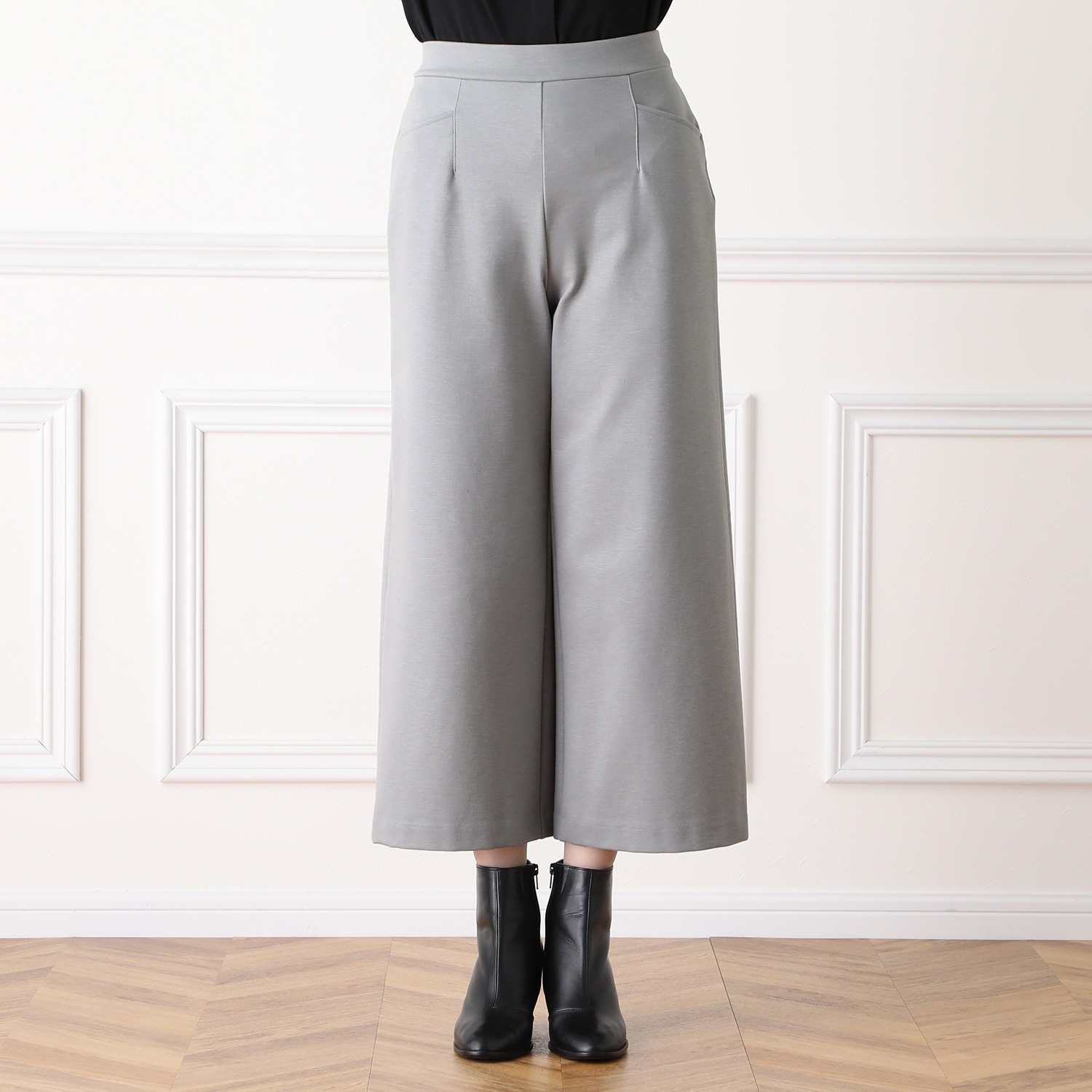 上質ごこち 尾州のこだわり あたたかワイドパンツ