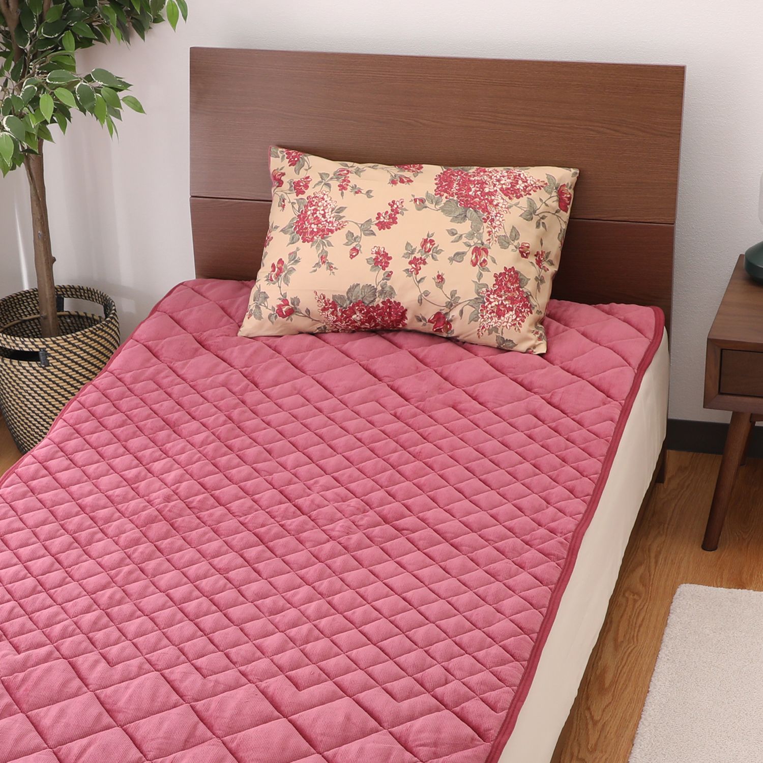 ＜シングル＞ 西川 ボリュームたっぷり 抗菌プラス コットンパイル 綿マイヤー敷きパッド 