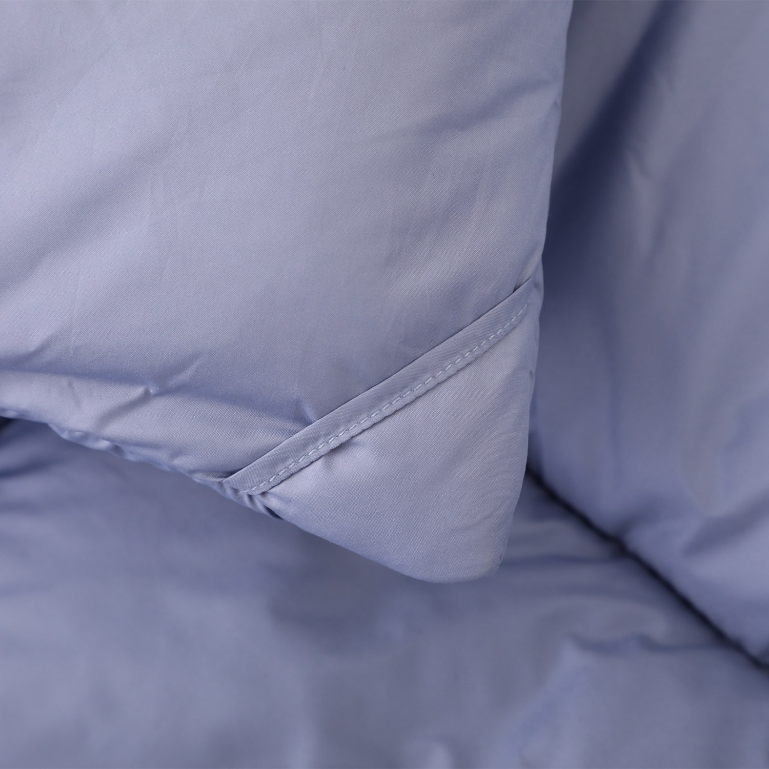 ＜ダブル＞ 西川 防ダニ＆抗菌生地 ２層構造でふっくら暖か！ ダブルドーム 掛けふとん 